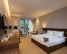 Combo Hà Nội - Đà Lạt 3N2Đ: Terracotta Hotel & Resort 4* + Vé Máy Bay + Buffet Sáng
