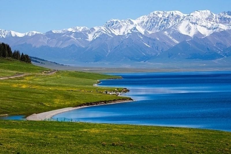 CUNG ĐƯỜNG BẮC TÂN CƯƠNG MÙA HÈ: URUMQI – KANAS – HEMU – YINING 8N7D BAY CHINA SOUTHERN