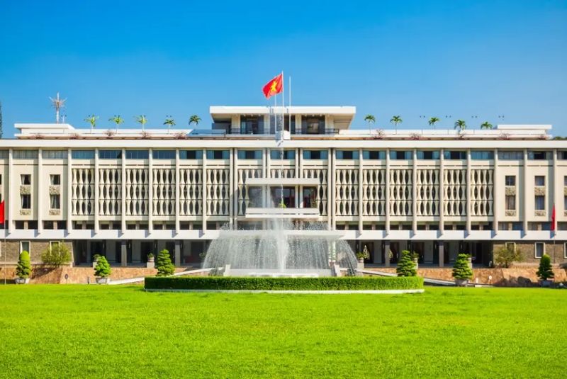 HÀ NỘI - CẦN THƠ - SÓC TRĂNG - BẠC LIÊU CÀ MAU - ĐẤT MŨI - TIỀN GIANG - BẾN TRE - TÂY NINH - SÀI GÒN 5N4D BAY VNA