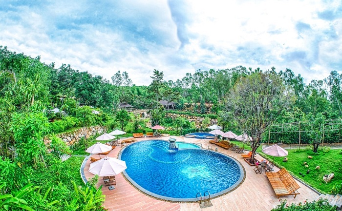 KDL suối khoáng nóng Tháp Bà