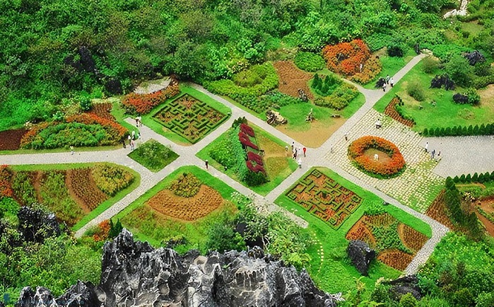 Khu du lịch núi Hàm Rồng