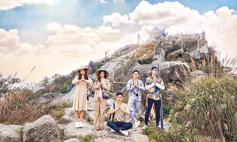 Tham quan Chùa Đồng Yên Tử