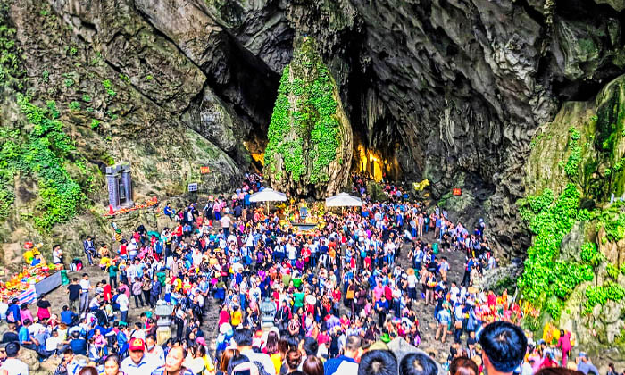 Tham Quan Động Hương Tích