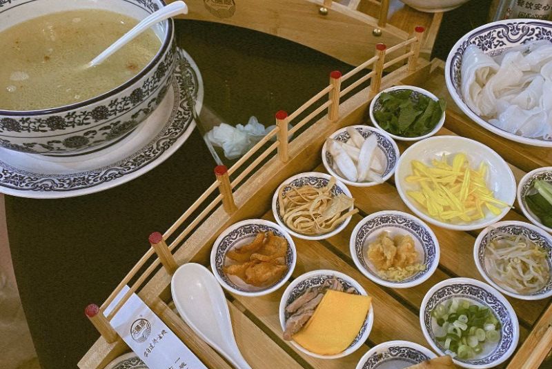 HÀ NỘI - DI LẶC – KIẾN THUỶ - MÔNG TỰ- BÌNH BIÊN 3 NGÀY 3 ĐÊM