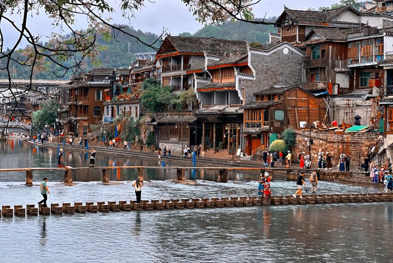HÀ NỘI - TRƯƠNG GIA GIỚI - PHƯỢNG HOÀNG CỔ TRẤN –  VIÊN GIA GIỚI - VŨ LĂNG NGUYÊN BAY VJ 6N5D