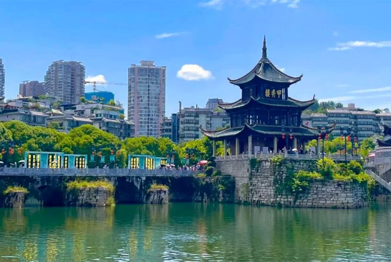 QUÝ DƯƠNG - XÍCH THUỶ - TRÙNG KHÁNH 5N4D BAY COLORFUL GUIZHOU AIRLINES